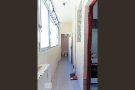 Apartamento à venda com 64m², 2 quartos e sem vagaÁrea de serviço