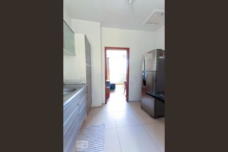 Apartamento à venda com 64m², 2 quartos e sem vagaCozinha