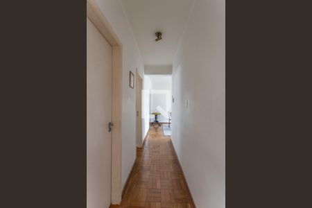 Apartamento à venda com 90m², 3 quartos e sem vaga Apartamento à venda com 90m², 3 quartos e sem vagaCorredor
