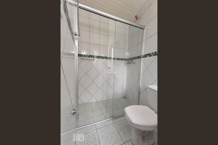 Casa à venda com 500m², 2 quartos e 2 vagas Casa à venda com 500m², 2 quartos e 2 vagasBanheiro