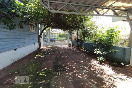 Casa à venda com 500m², 2 quartos e 2 vagas Casa à venda com 500m², 2 quartos e 2 vagasPátio