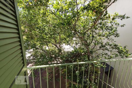 Casa à venda com 500m², 2 quartos e 2 vagas Casa à venda com 500m², 2 quartos e 2 vagasSacada Quarto 1