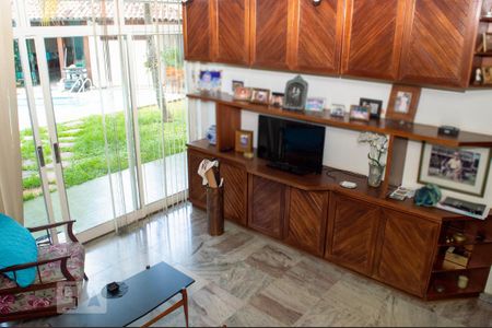 Casa para alugar com 340m², 5 quartos e 6 vagasSala de TV