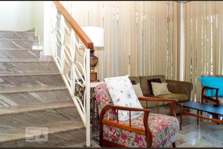 Casa para alugar com 340m², 5 quartos e 6 vagasSala de TV
