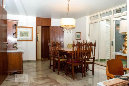Sala de Jantar de casa para alugar com 5 quartos, 340m² em Tabajaras, Uberlândia