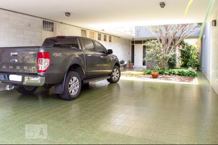Casa para alugar com 340m², 5 quartos e 6 vagasGaragem