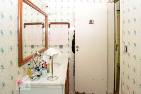 Casa para alugar com 340m², 5 quartos e 6 vagasBanheiro da Suíte 1