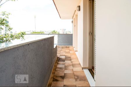 Casa para alugar com 340m², 5 quartos e 6 vagasVaranda da Suíte 2