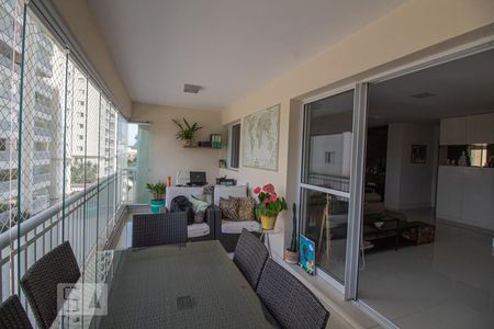 varanda de apartamento para alugar com 3 quartos, 154m² em Jardim Caravelas, São Paulo