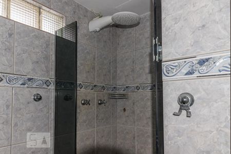 Apartamento à venda com 74m², 2 quartos e 1 vaga Apartamento à venda com 74m², 2 quartos e 1 vagaBanheiro da Suíte