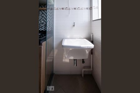 Apartamento para alugar com 48m², 2 quartos e 1 vaga Apartamento para alugar com 48m², 2 quartos e 1 vagaÁrea de Serviço