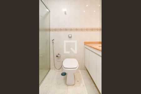 Banheiro da suíte de apartamento para alugar com 3 quartos, 100m² em Pinheiros, São Paulo