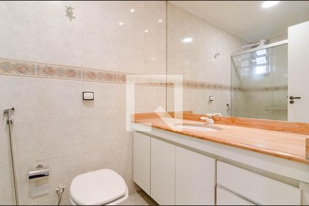 Banheiro da suíte de apartamento para alugar com 3 quartos, 100m² em Pinheiros, São Paulo