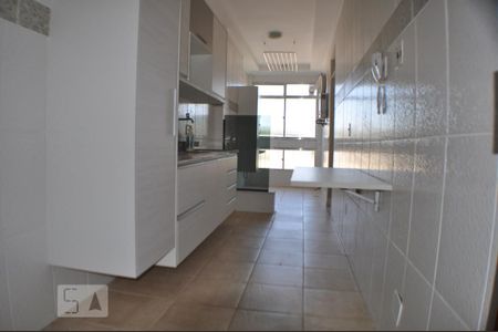 Apartamento à venda com 93m², 3 quartos e 2 vagasCozinha - Armários
