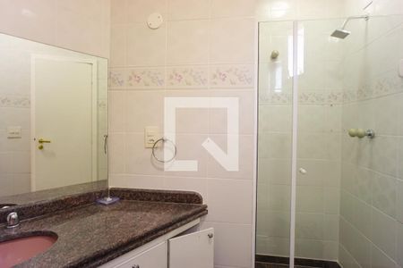 Casa de condomínio à venda com 1360m², 5 quartos e 5 vagas Casa de condomínio à venda com 1360m², 5 quartos e 5 vagasBanheiro Suíte 3