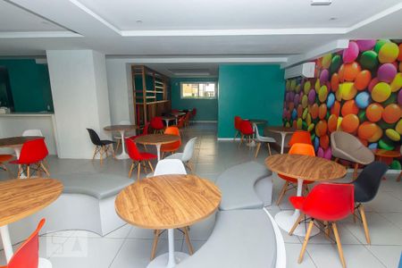 Apartamento à venda com 76m², 3 quartos e 1 vagaÁrea comum - Salão de festas