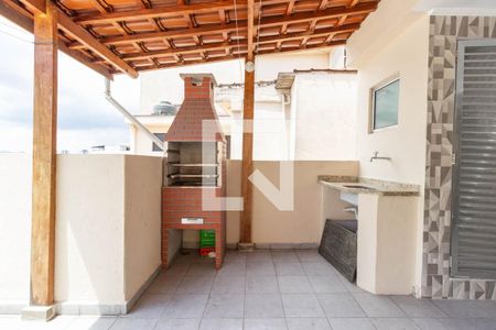 Casa à venda com 134m², 2 quartos e 2 vagasQuintal