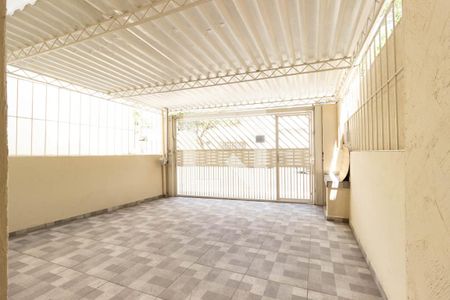 Casa à venda com 134m², 2 quartos e 2 vagasGaragem
