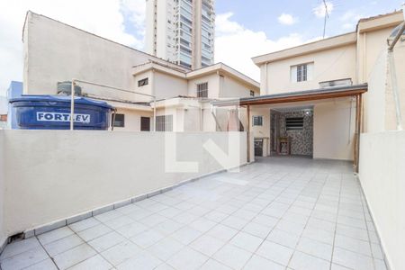 Casa à venda com 134m², 2 quartos e 2 vagasQuintal