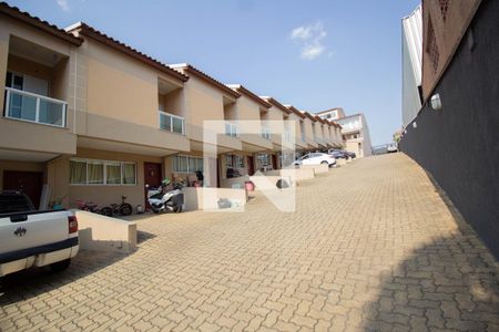 Casa para alugar com 89m², 2 quartos e 1 vagaÁrea comum