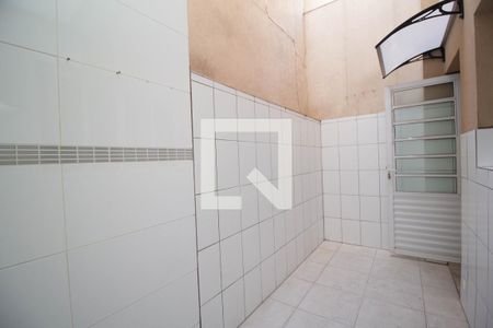 Casa para alugar com 89m², 2 quartos e 1 vagaÁrea de Serviço