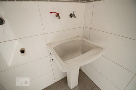 Casa para alugar com 89m², 2 quartos e 1 vagaarea de serviço