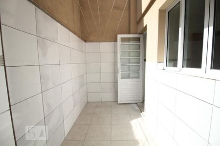 Casa para alugar com 89m², 2 quartos e 1 vagaarea de serviço