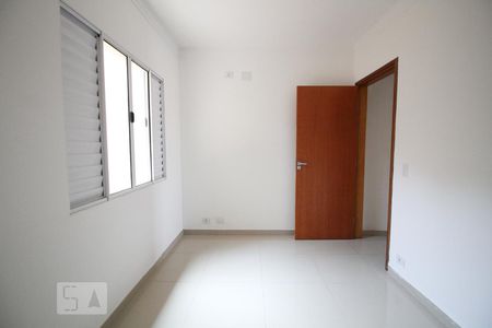 quarto 1 de casa para alugar com 2 quartos, 89m² em Vila Palmeiras, São Paulo