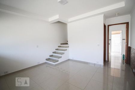 sala de casa para alugar com 2 quartos, 89m² em Vila Palmeiras, São Paulo