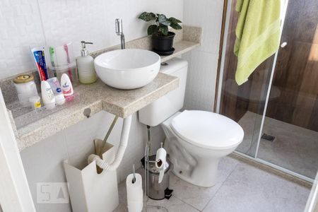 Apartamento para alugar com 43m², 2 quartos e 1 vaga Apartamento para alugar com 43m², 2 quartos e 1 vagaBanheiro