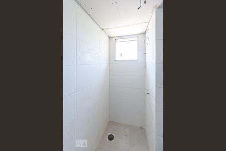 Banheiro de apartamento à venda com 1 quarto, 46m² em Vila Joao Pessoa, Porto Alegre