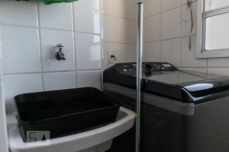 Apartamento para alugar com 65m², 2 quartos e 1 vaga Apartamento para alugar com 65m², 2 quartos e 1 vagaLavanderia