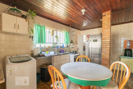 Casa à venda com 770m², 4 quartos e 3 vagasCozinha