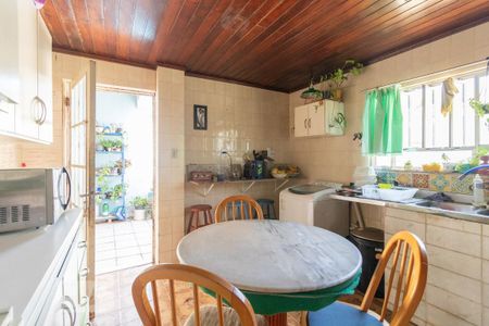 Casa à venda com 770m², 4 quartos e 3 vagasCozinha