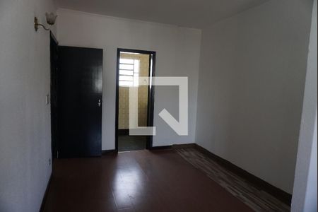 Casa para alugar com 300m², 3 quartos e 3 vagasSuíte