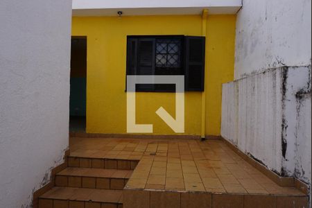 Casa para alugar com 300m², 3 quartos e 3 vagasQuintal