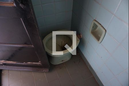 Casa para alugar com 300m², 3 quartos e 3 vagasBanheiro de Serviço