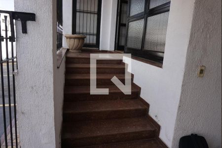 Casa para alugar com 300m², 3 quartos e 3 vagasEntrada