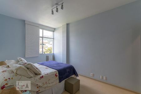 Apartamento à venda com 108m², 3 quartos e 1 vaga Apartamento à venda com 108m², 3 quartos e 1 vagaSuíte