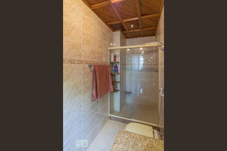 Apartamento à venda com 108m², 3 quartos e 1 vaga Apartamento à venda com 108m², 3 quartos e 1 vagaBanheiro da Suíte