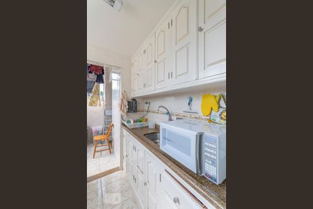 Apartamento à venda com 108m², 3 quartos e 1 vaga Apartamento à venda com 108m², 3 quartos e 1 vagaCozinha