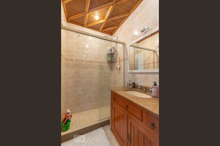 Apartamento à venda com 108m², 3 quartos e 1 vaga Apartamento à venda com 108m², 3 quartos e 1 vagaBanheiro