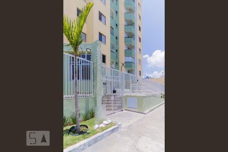 Apartamento à venda com 57m², 2 quartos e 1 vaga Apartamento à venda com 57m², 2 quartos e 1 vagaFachada