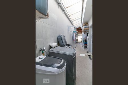 Casa à venda com 309m², 3 quartos e 6 vagasÁrea de Serviço