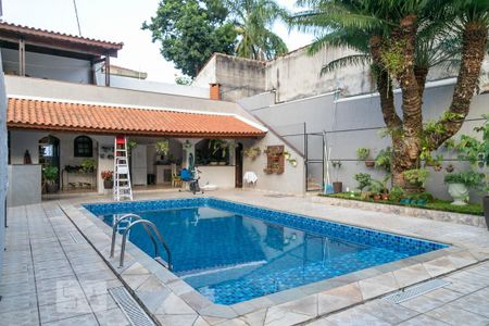 Casa à venda com 309m², 3 quartos e 6 vagasÁrea de lazer
