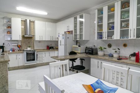 Casa à venda com 309m², 3 quartos e 6 vagasCozinha