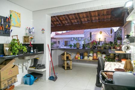 Casa à venda com 309m², 3 quartos e 6 vagasQuarto de Serviço/Reversível