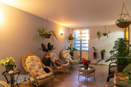 Casa à venda com 309m², 3 quartos e 6 vagasQuintal