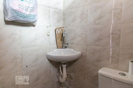 Casa à venda com 309m², 3 quartos e 6 vagasBanheiro de serviço