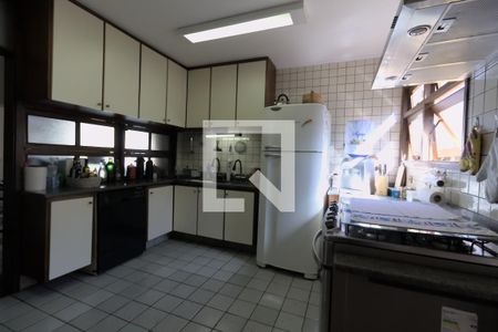 Cozinha de casa à venda com 6 quartos, 432m² em Vila Ida, São Paulo